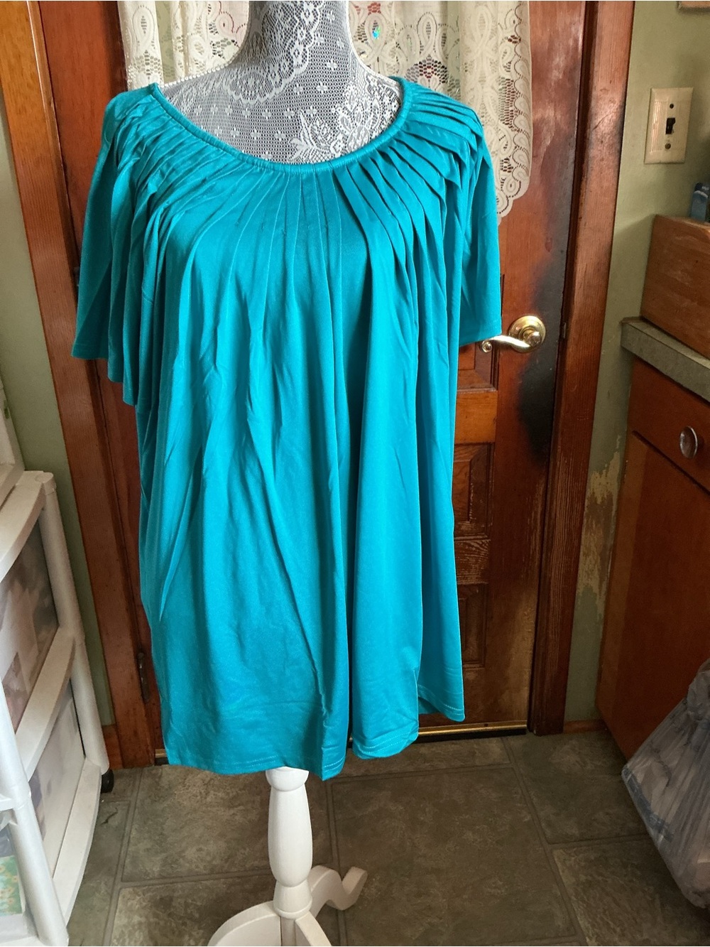 Women's Teal Pleated Scoop Neck Tunic Top